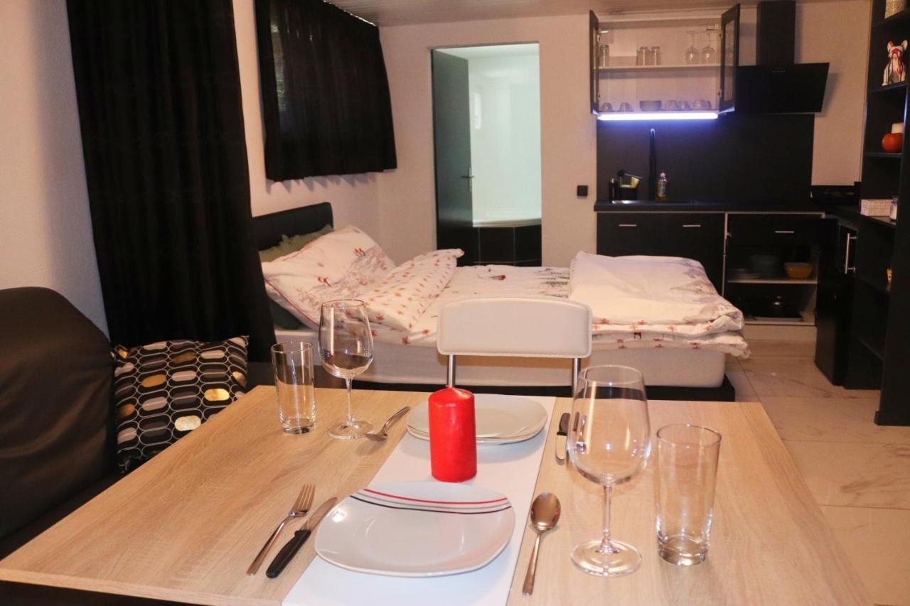 Ferienwohnung La Lapia Monthey Exterior foto