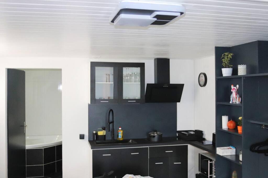 Ferienwohnung La Lapia Monthey Exterior foto